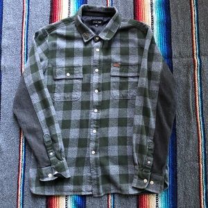 Dark seas flannel